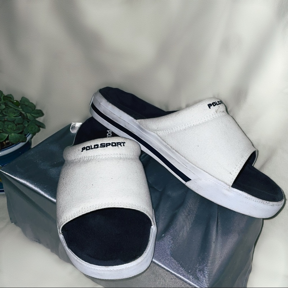 - White polo sport slides